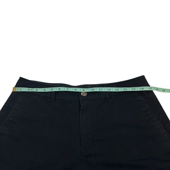 Old Navy Size 10 Black Jack Black High Rise Everyday Shorts - Picture 8 of 14